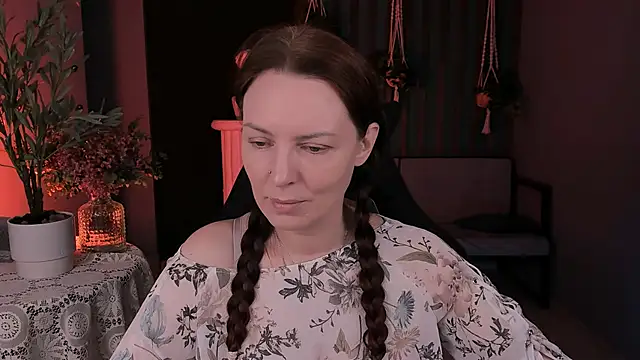 VandaRossi online show from 09-30-25, 09:58