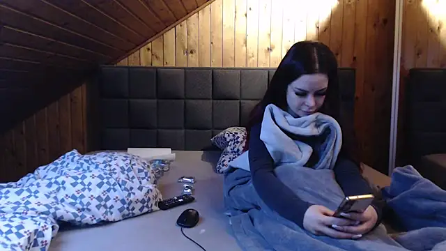 BoeseMoni1998 online show from 02-14-25, 04:31