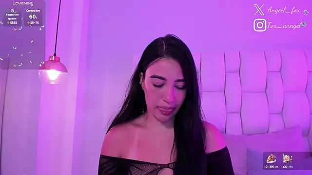 angeel fox online show from 12-17-24, 06:24