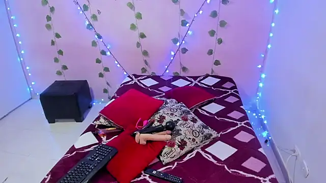 ambersmitx online show from 12-04-24, 01:53