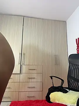 AriannaTorres online show from 11-26-25, 11:00