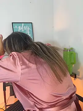 AriannaTorres online show from 04-13-26, 06:35