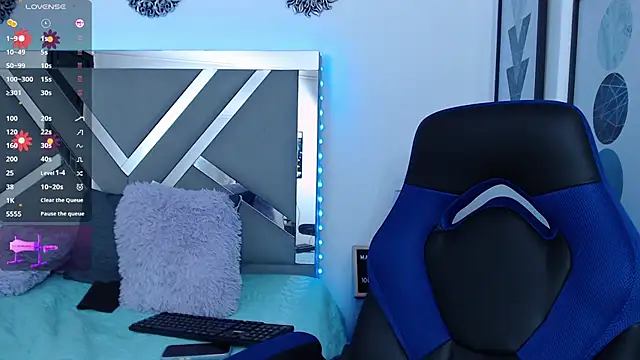 Snapshot of ZaraDames_ chatting on 02-01-25, 08:50 ZaraDames online show from 02-01-25, 08:50