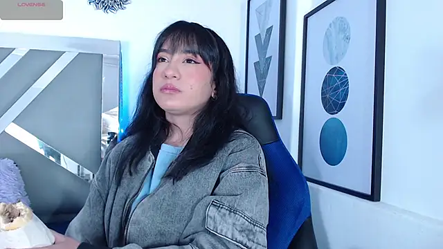 Snapshot of ZaraDames_ chatting on 02-27-25, 05:02 ZaraDames online show from 02-27-25, 05:02