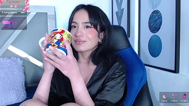 Snapshot of ZaraDames_ chatting on 03-01-25, 08:13 ZaraDames online show from 03-01-25, 08:13