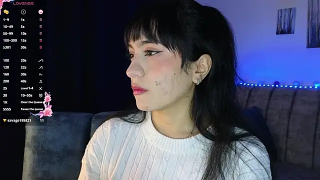 Snapshot of ZaraDames_ chatting on 09-19-25, 02:24 ZaraDames online show from 09-19-25, 02:24