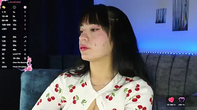 Snapshot of ZaraDames_ chatting on 10-07-25, 03:47 ZaraDames online show from 10-07-25, 03:47