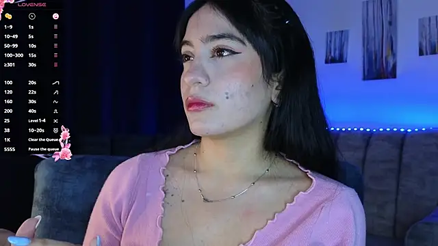 Snapshot of ZaraDames_ chatting on 10-08-25, 02:53 ZaraDames online show from 10-08-25, 02:53