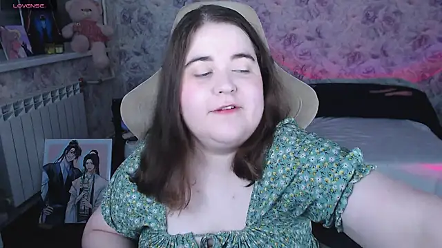 Estelle Hicks online show from 07-28-26, 07:15