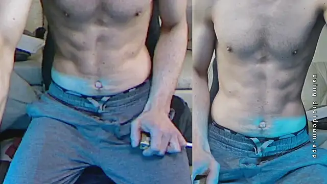 Snapshot of slendt94 chatting on 01-31-25, 04:27 slendt94 online show from 01-31-25, 04:27