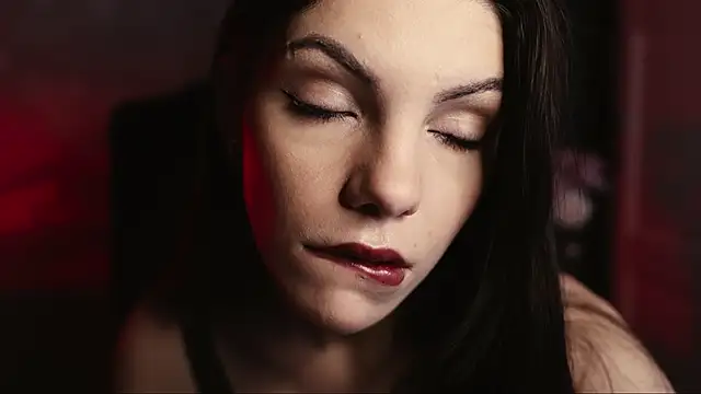 Snapshot of mistress__rochelle chatting on 01-15-26, 03:11 mistress rochelle online show from 01-15-26, 03:11