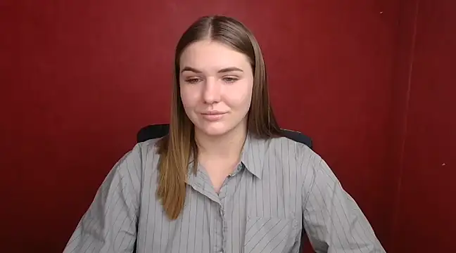 Snapshot of Glory_air chatting on 12-19-24, 04:02 Glory air online show from 12-19-24, 04:02