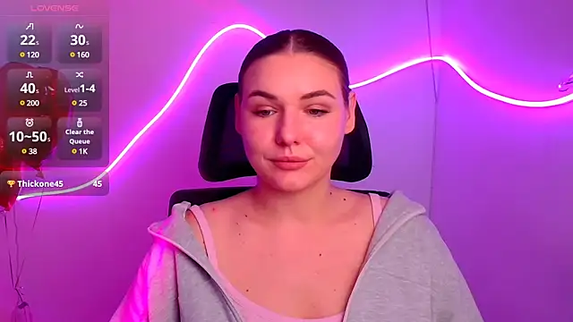 Snapshot of Glory_air chatting on 02-19-25, 12:44 Glory air online show from 02-19-25, 12:44