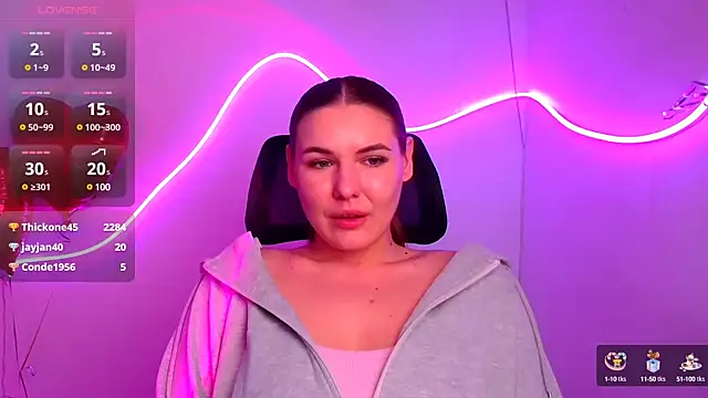 Snapshot of Glory_air chatting on 02-19-25, 04:00 Glory air online show from 02-19-25, 04:00