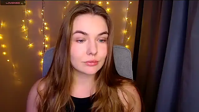 Snapshot of Glory_air chatting on 10-06-25, 10:45 Glory air online show from 10-06-25, 10:45