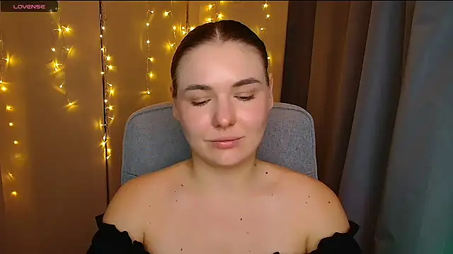 Snapshot of Glory_air chatting on 10-07-25, 10:12 Glory air online show from 10-07-25, 10:12