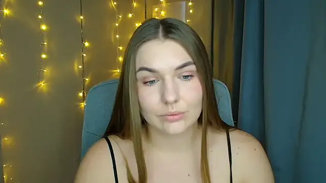 Snapshot of Glory_air chatting on 10-14-25, 09:32 Glory air online show from 10-14-25, 09:32