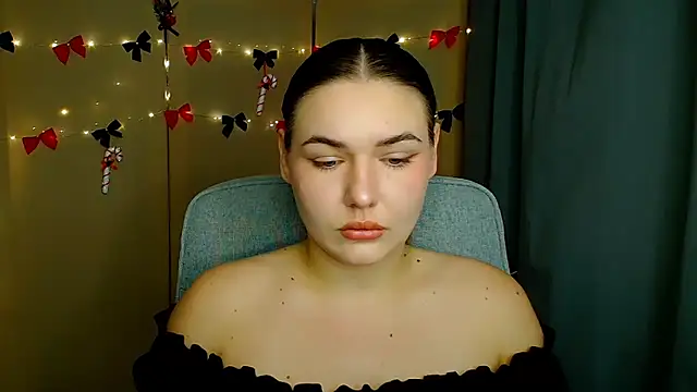 Snapshot of Glory_air chatting on 12-03-25, 08:34 Glory air online show from 12-03-25, 08:34