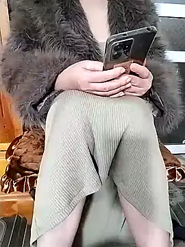 Snapshot of Zane_Natha chatting on 01-17-25, 11:49 Zane Natha online show from 01-17-25, 11:49