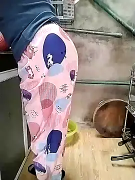 Snapshot of Zane_Natha chatting on 01-25-25, 08:42 Zane Natha online show from 01-25-25, 08:42