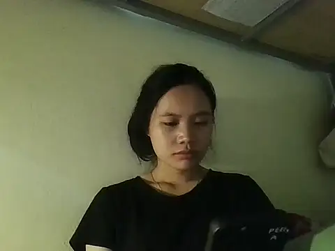 Snapshot of Be-MyMy chatting on 11-10-25, 02:27 Be-MyMy online show from 11-10-25, 02:27