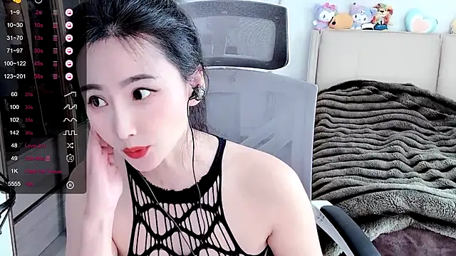 FeiFei-babe online show from 02-27-25, 07:44