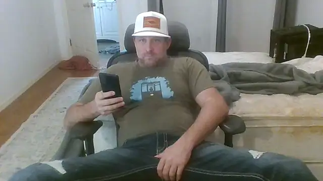 Snapshot of poundyouout69 chatting on 03-13-25, 08:54 poundyouout69 online show from 03-13-25, 08:54