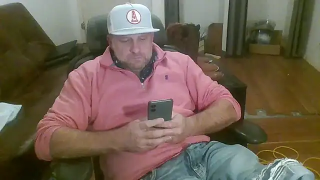 Snapshot of poundyouout69 chatting on 02-01-26, 01:48 poundyouout69 online show from 02-01-26, 01:48