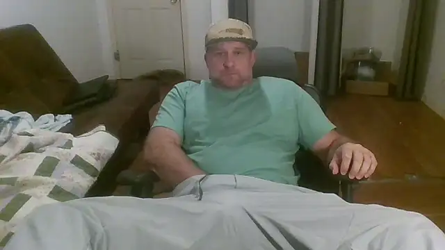 Snapshot of poundyouout69 chatting on 02-12-26, 12:05 poundyouout69 online show from 02-12-26, 12:05