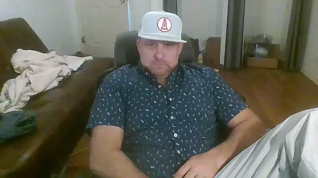 Snapshot of poundyouout69 chatting on 02-13-26, 09:00 poundyouout69 online show from 02-13-26, 09:00