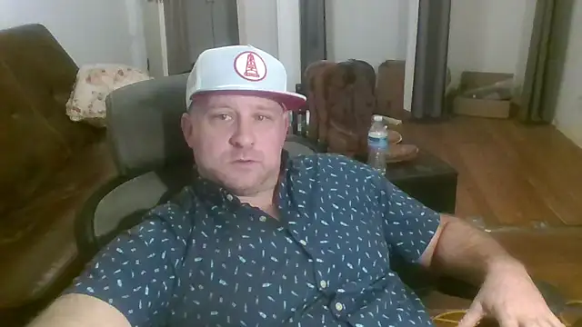 Snapshot of poundyouout69 chatting on 02-20-26, 03:47 poundyouout69 online show from 02-20-26, 03:47