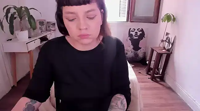 sophia goth online show from 01-28-25, 09:08