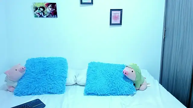 Snapshot of Agataowens chatting on 10-24-25, 01:03 Agataowens online show from 10-24-25, 01:03