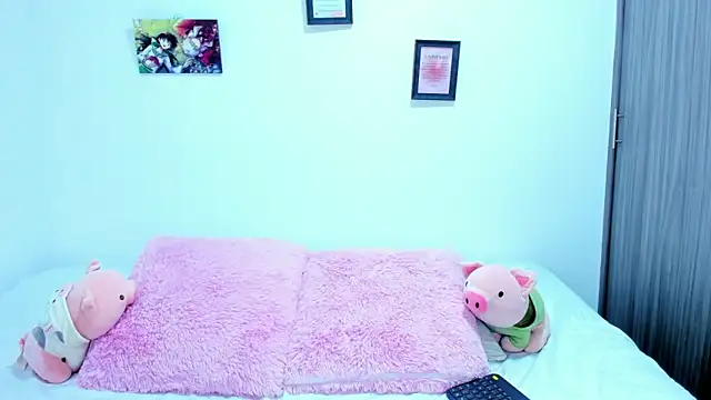 Snapshot of Agataowens chatting on 02-06-26, 01:32 Agataowens online show from 02-06-26, 01:32