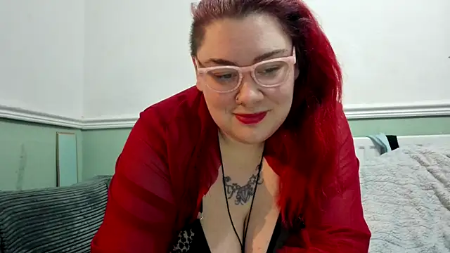 Bustycurves online show from 01-25-25, 09:04