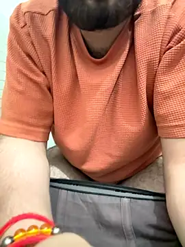 Snapshot of Samarth_0081 chatting on 11-27-25, 06:54 Samarth 0081 online show from 11-27-25, 06:54