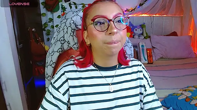 Littlerouse  online show from 04-24-26, 08:17