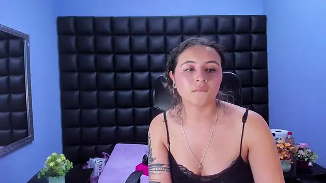 Snapshot of celeste_blue69 chatting on 02-07-26, 03:54 celeste blue69 online show from 02-07-26, 03:54