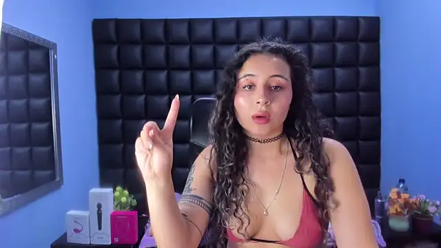 Snapshot of celeste_blue69 chatting on 02-15-26, 04:42 celeste blue69 online show from 02-15-26, 04:42