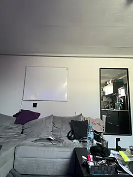 Snapshot of Livewithlucy chatting on 03-14-25, 09:24 Livewithlucy online show from 03-14-25, 09:24