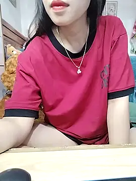 Snapshot of cream1299 chatting on 03-17-26, 02:05 cream1299 online show from 03-17-26, 02:05