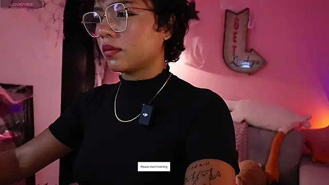 srtaliz online show from 10-29-25, 04:26