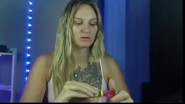 BonnieBazz online show from 06-24-26, 02:16