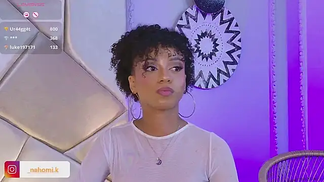 Snapshot of Nahomi_King chatting on 02-12-25, 04:11 Nahomi King online show from 02-12-25, 04:11