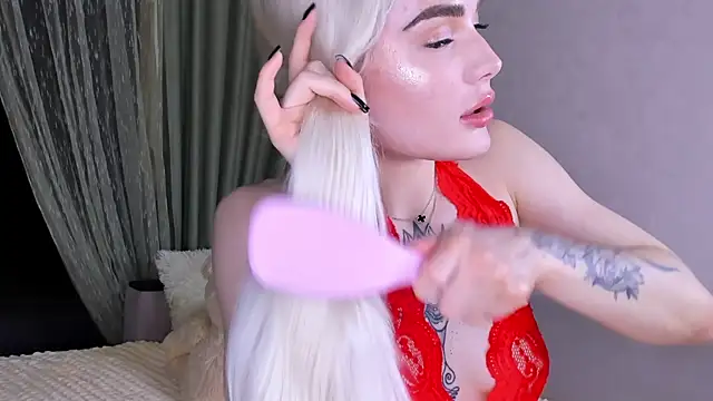 Snapshot of Sweeet_Barbie chatting on 06-09-26, 03:45 Sweeet Barbie online show from 06-09-26, 03:45