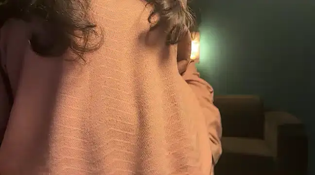 Snapshot of demieliss chatting on 12-16-24, 07:54 demieliss online show from 12-16-24, 07:54