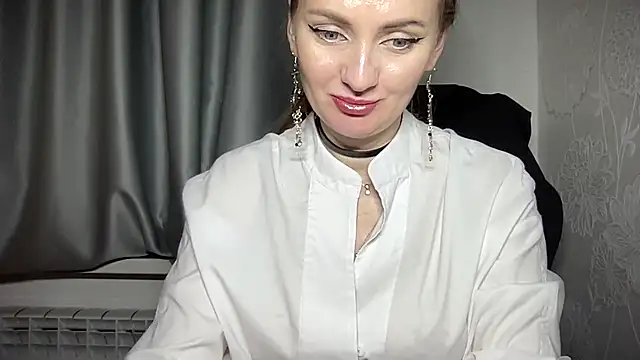 Snapshot of Viola_sweet chatting on 02-06-25, 08:56 Viola sweet online show from 02-06-25, 08:56