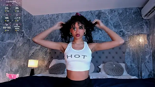 Aprillbrunette online show from 04-06-26, 11:55