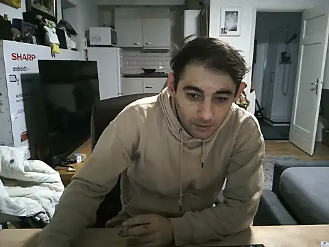 Snapshot of mihaimichael chatting on 01-13-26, 03:50 mihaimichael online show from 01-13-26, 03:50