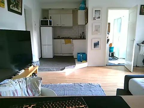 Snapshot of mihaimichael chatting on 04-24-26, 07:44 mihaimichael online show from 04-24-26, 07:44